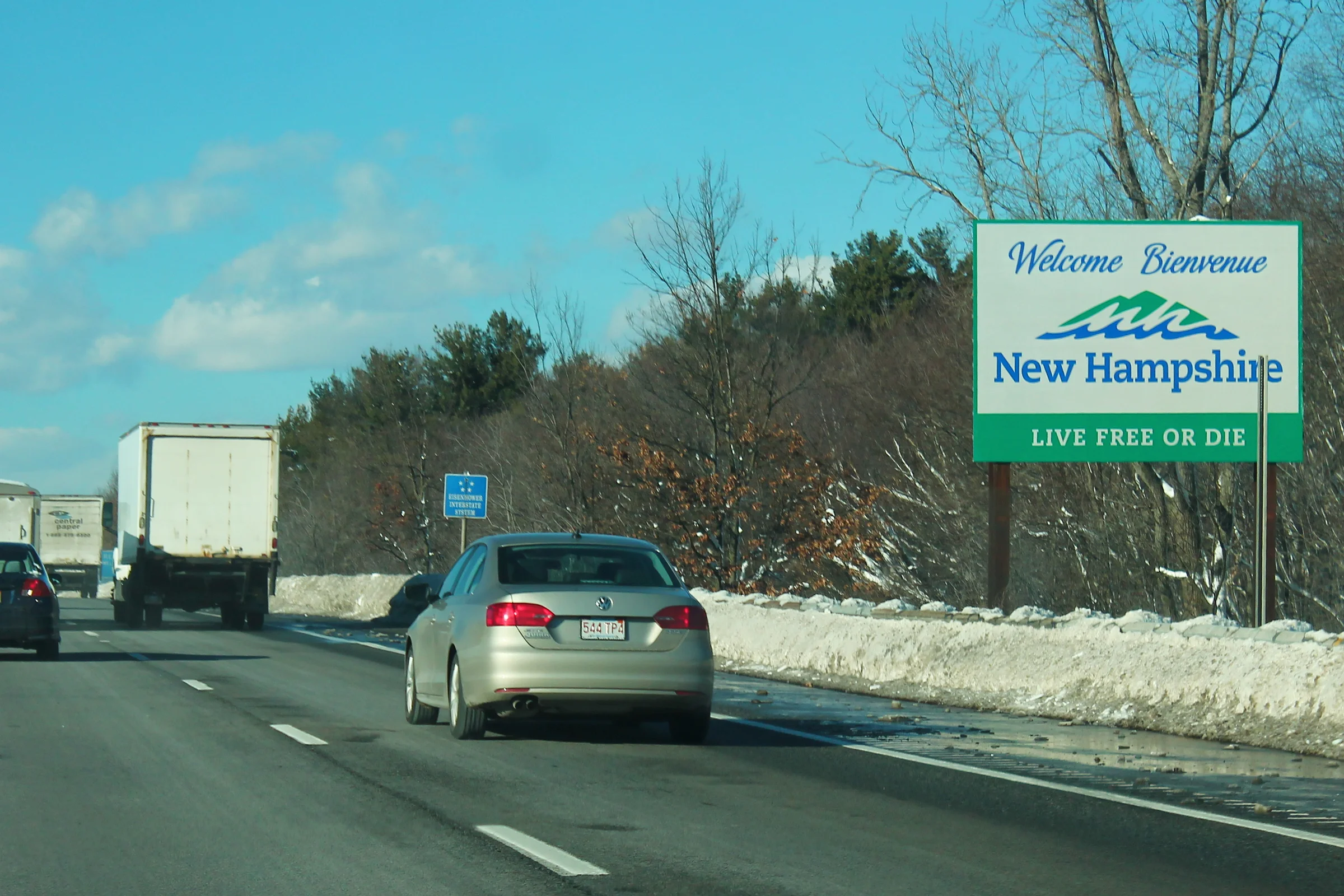 The Welcome to New Hampshire sign on Interstate 93 at the Massachusetts border